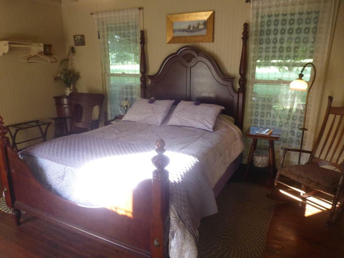 Mulberry Lavender Farm And B&B Exterior photo
